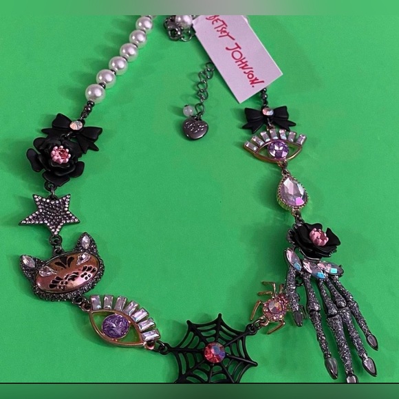 New BETSEY JOHNSON HALLOWEEN NECKLACE - Picture 2 of 13